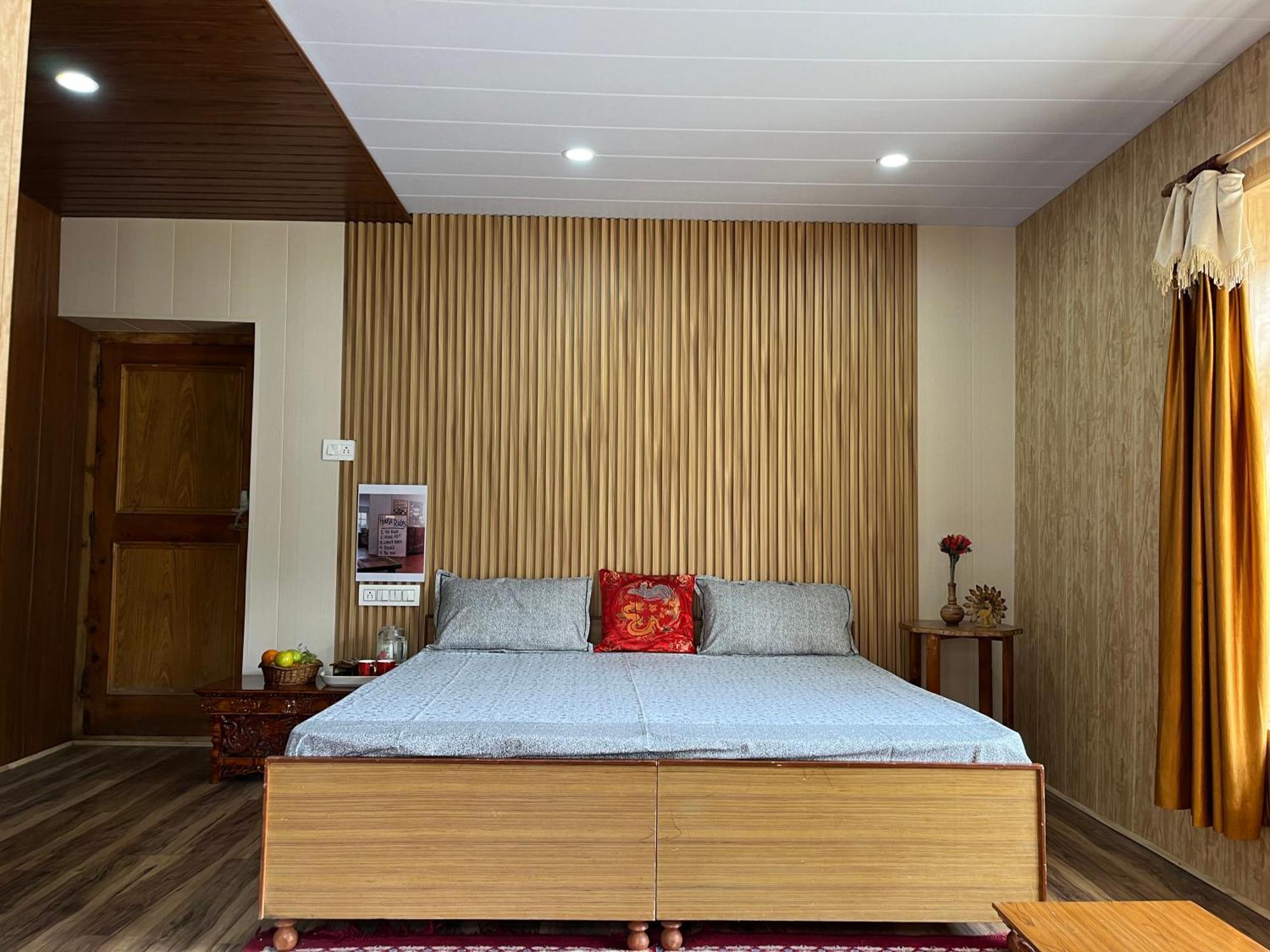 Snowflake Homestay Gondhla Extérieur photo